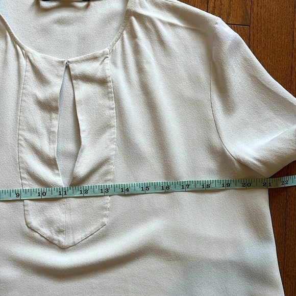 Jenni Kayne Cream Blouse - Picture 8 of 11